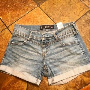 HOLLISTER MIDI JEAN SHORT